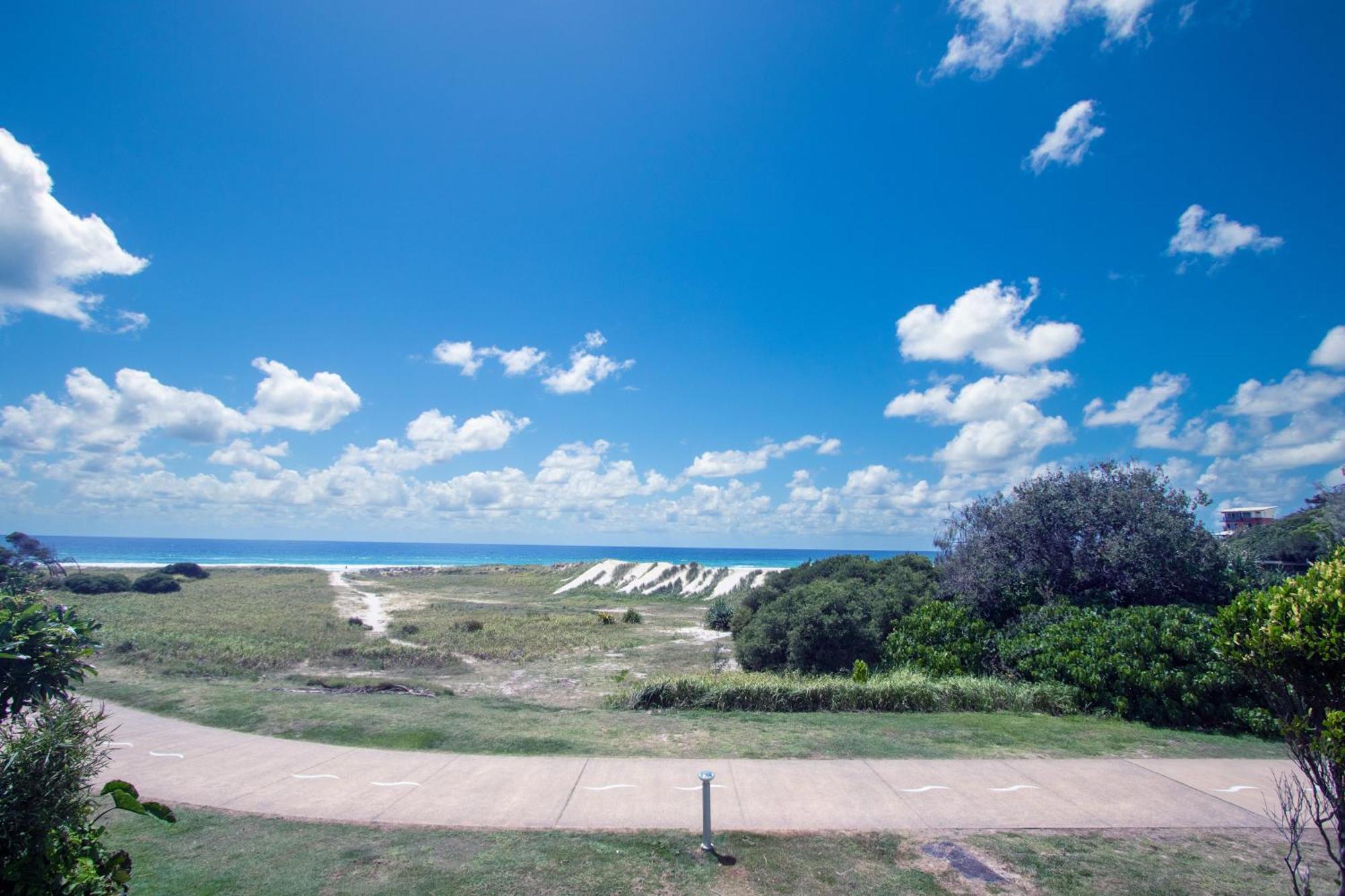 Sandcastles On Currumbin Beachfront, Гоулд Коуст Екстериор снимка